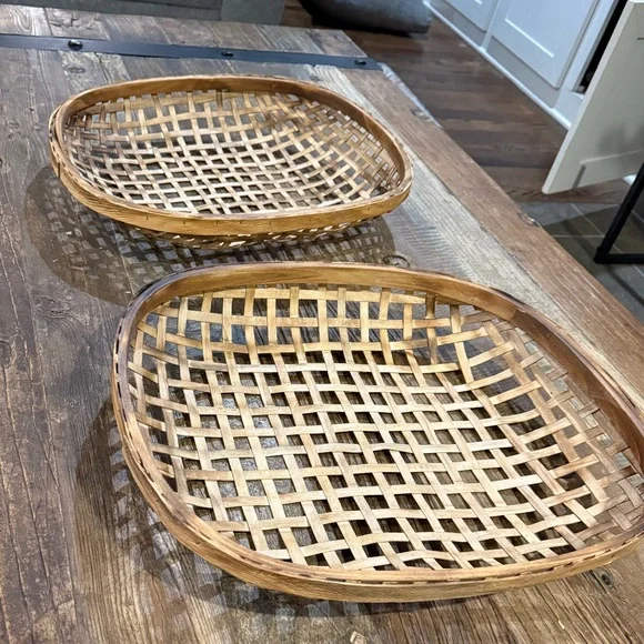 2 wooden woven tobacco baskets. 18in x 15in - Picture 3 of 6